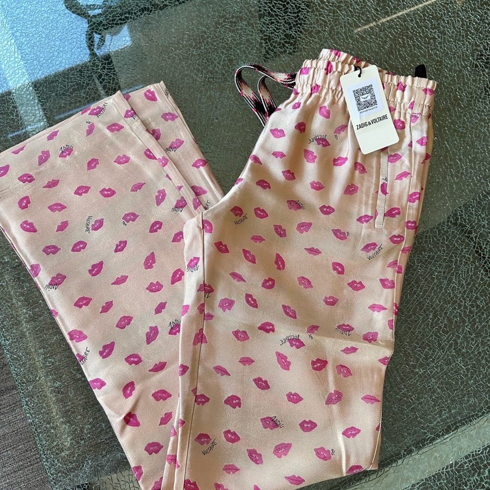 ZADIG & VOLTAIRE PMY JAC LIPS SIZE 34 (2) LIGHT PINK WITH BRIGHT PINK LIPS NWT - Picture 6 of 7